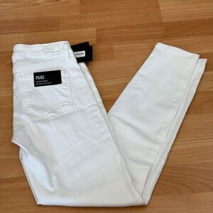 Paige Denim Verdugo Ankle Jean in Ultra White - Size 28